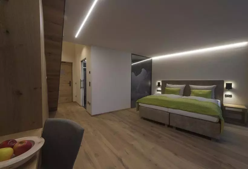 Hotelli Panoramic Lotsch