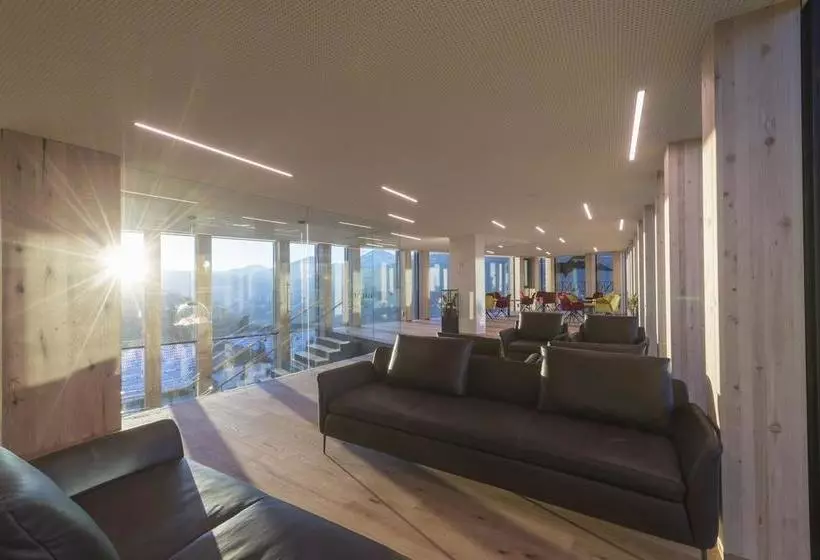 Hotelli Panoramic Lotsch