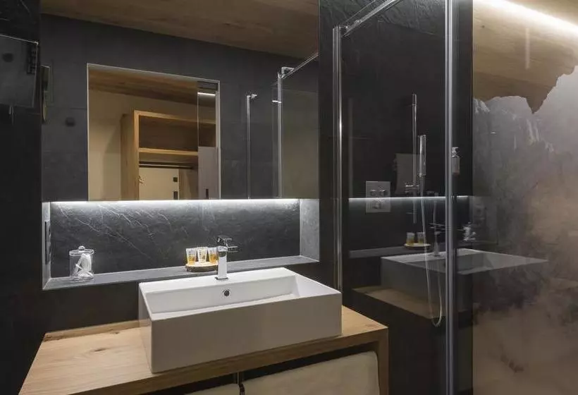 Hotelli Panoramic Lotsch