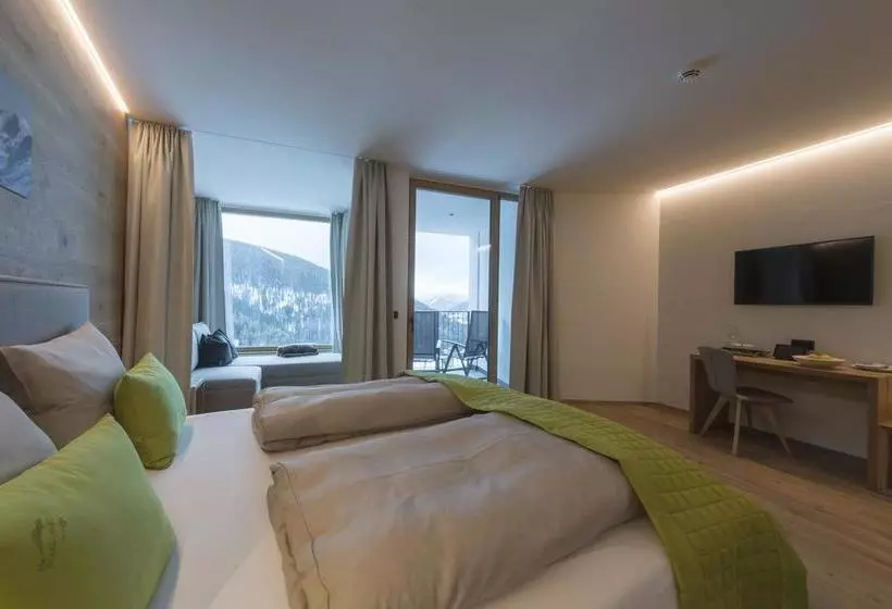 Hotelli Panoramic Lotsch