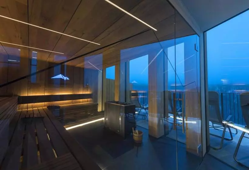 Hotelli Panoramic Lotsch