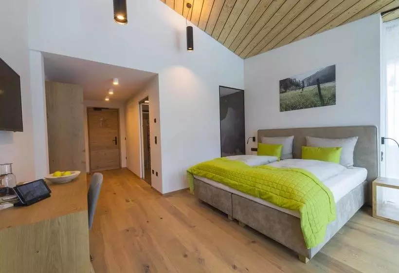 Hotelli Panoramic Lotsch