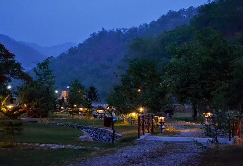 Resort Camp Riverwild