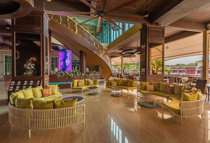 Tasik Villa International Resort