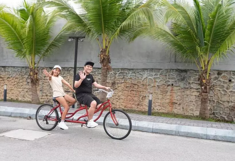 Tasik Villa International Resort