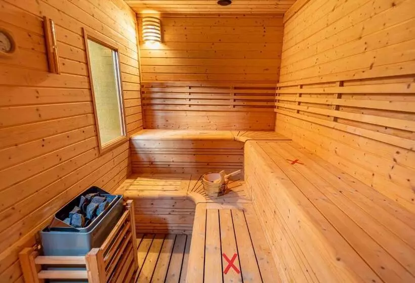 Tasik Villa International Resort