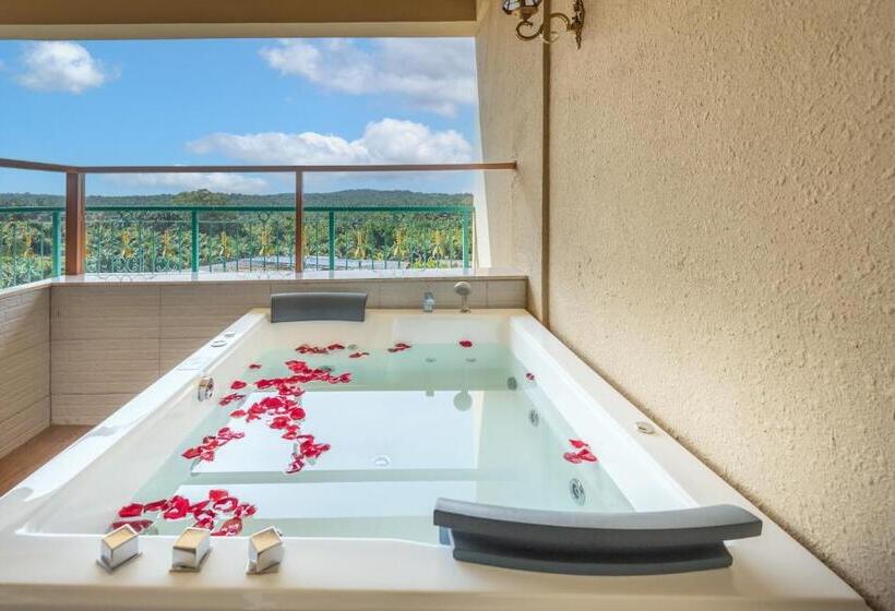 Tasik Villa International Resort