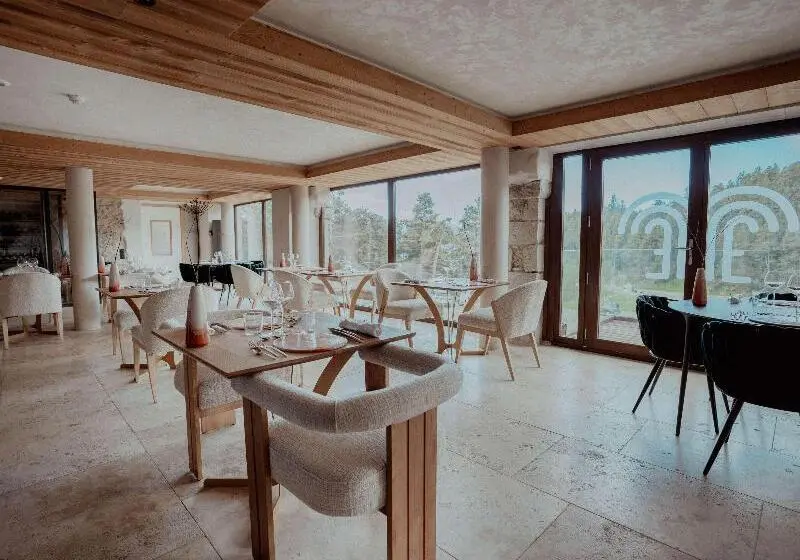 هتل Grand Hôtel L Ermitage