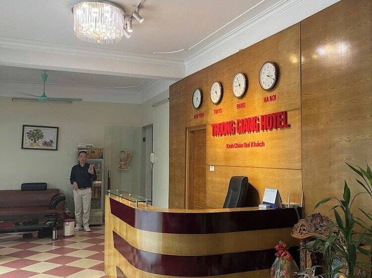 Truong Giang Hotel Hn By Bay Luxury