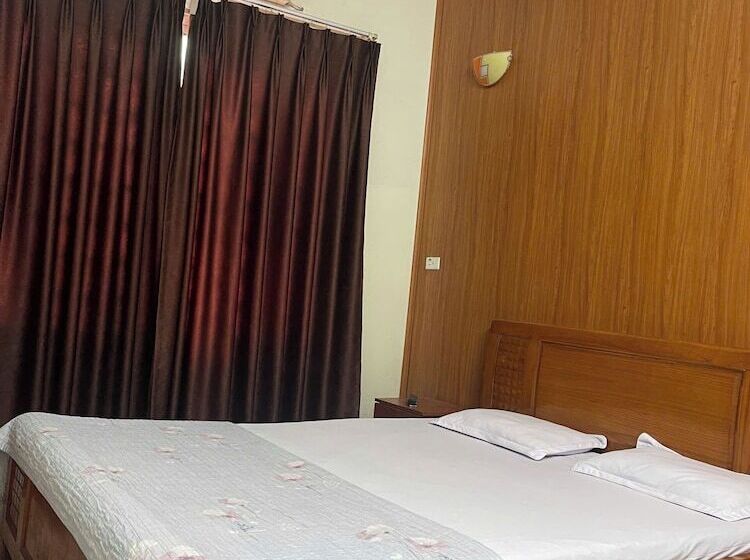 Truong Giang Hotel Hn By Bay Luxury