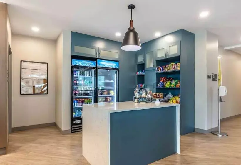 Hotelli Comfort Suites Fort Myers East I 75