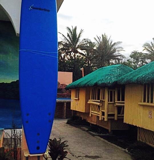 הוסטל Charlie S Point Ocean Wave Resort