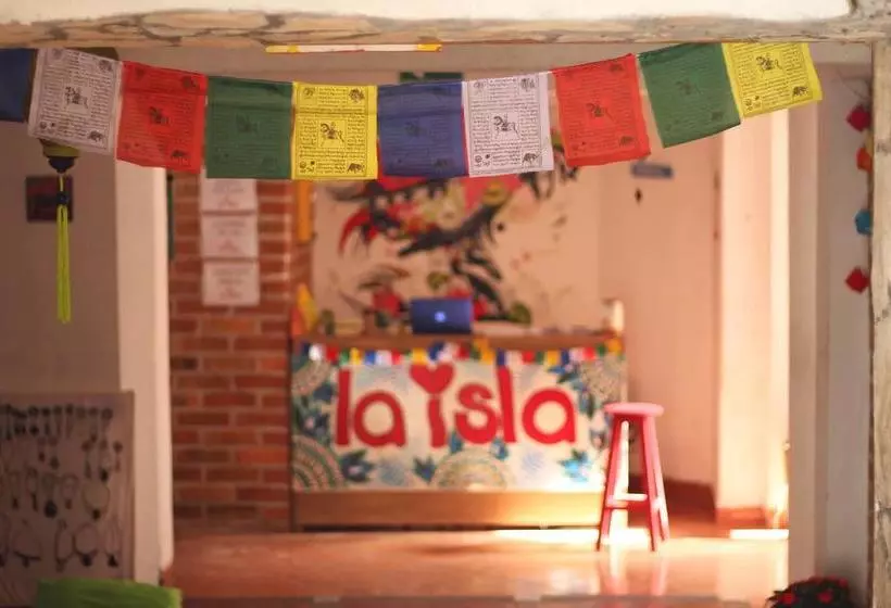 هاستل Hostal La Isla
