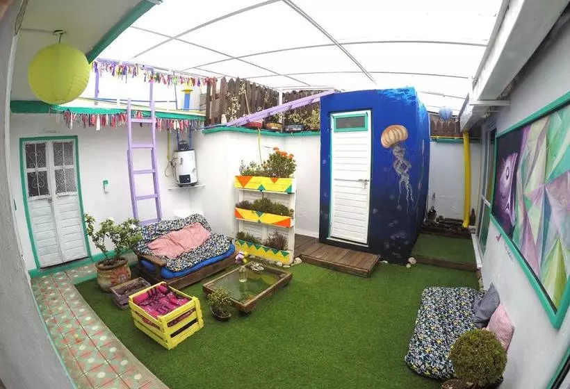 هاستل Hostal La Isla