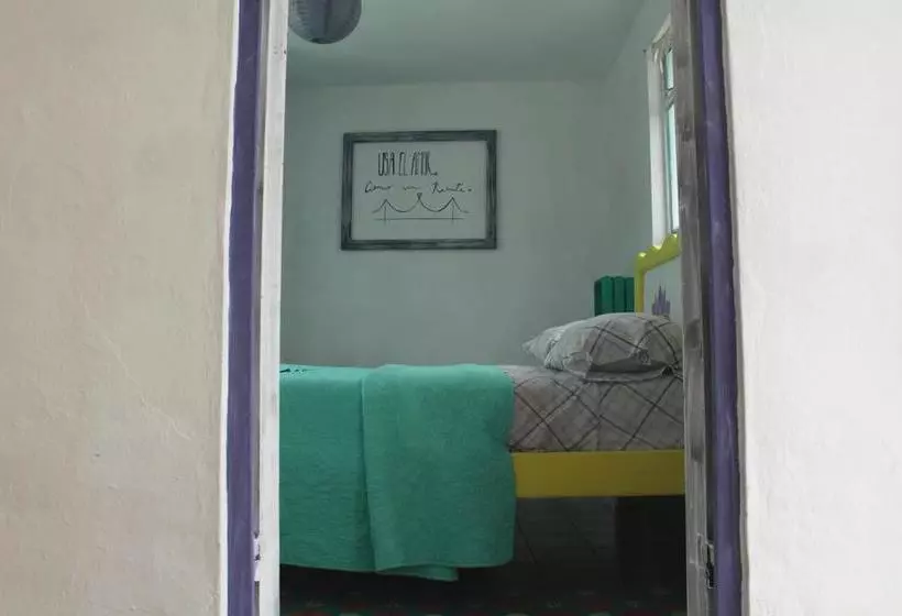 هاستل Hostal La Isla