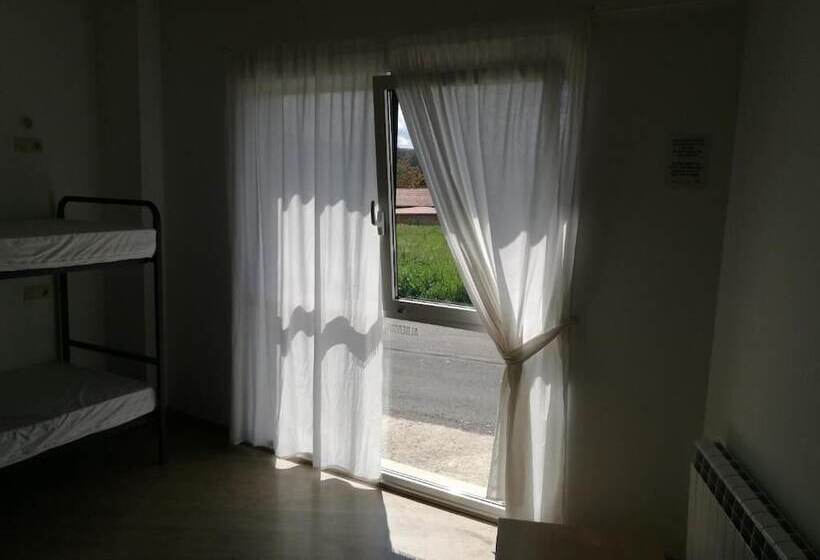 Albergue O Trisquel