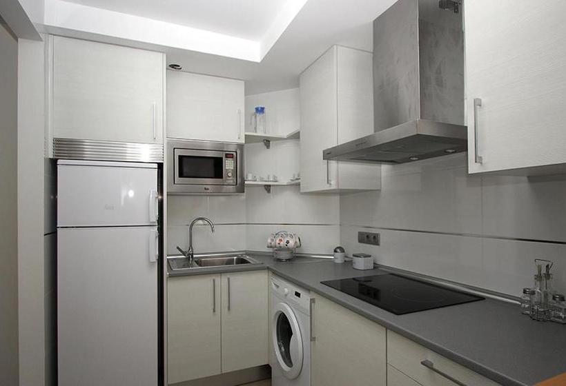 Apartamentos La Botica De Nerja