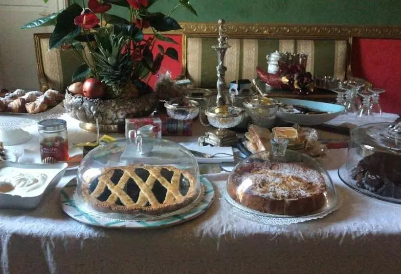 Aamiaismajoitus (B&B) La Dimora Delle Rondini