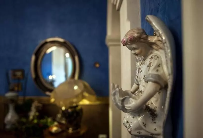 Aamiaismajoitus (B&B) La Dimora Delle Rondini