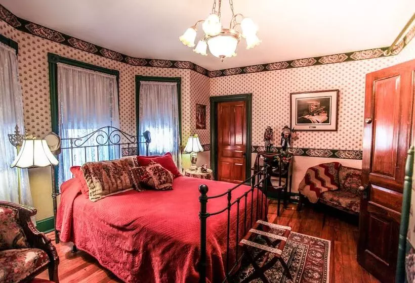 Hollerstown Hill Bed And Breakfast