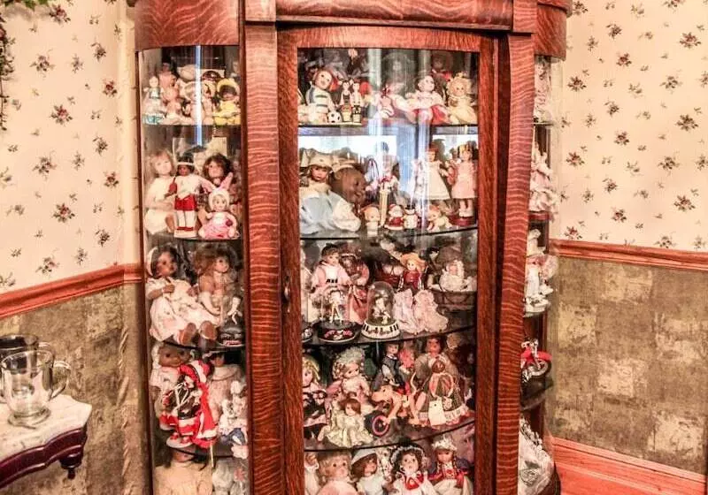 Hollerstown Hill Bed And Breakfast