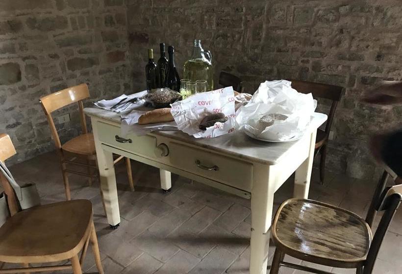 ホテル Abbazia Di Sant Urbano  Locanda