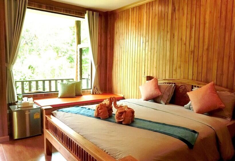 Hotel Ban Chom Samed Resort