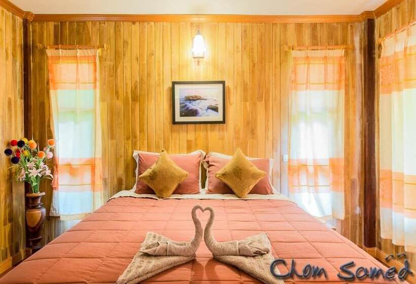 Hotel Ban Chom Samed Resort