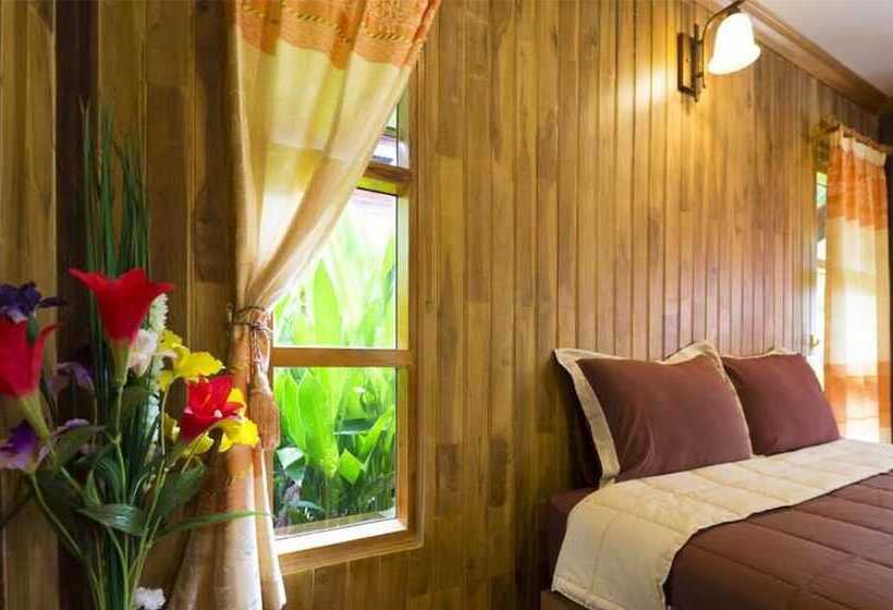 Hotel Ban Chom Samed Resort