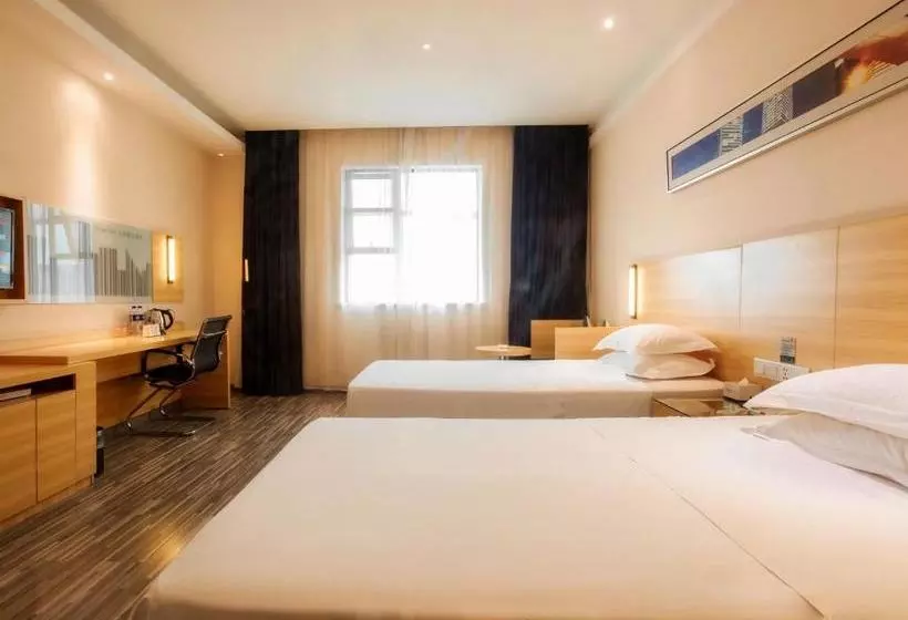 Hotelli City Comfort Inn Xianning Chengji South Railway Station