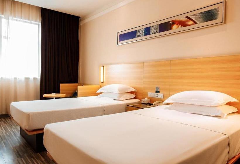 호텔 City Comfort Inn Xianning Chengji South Railway Station