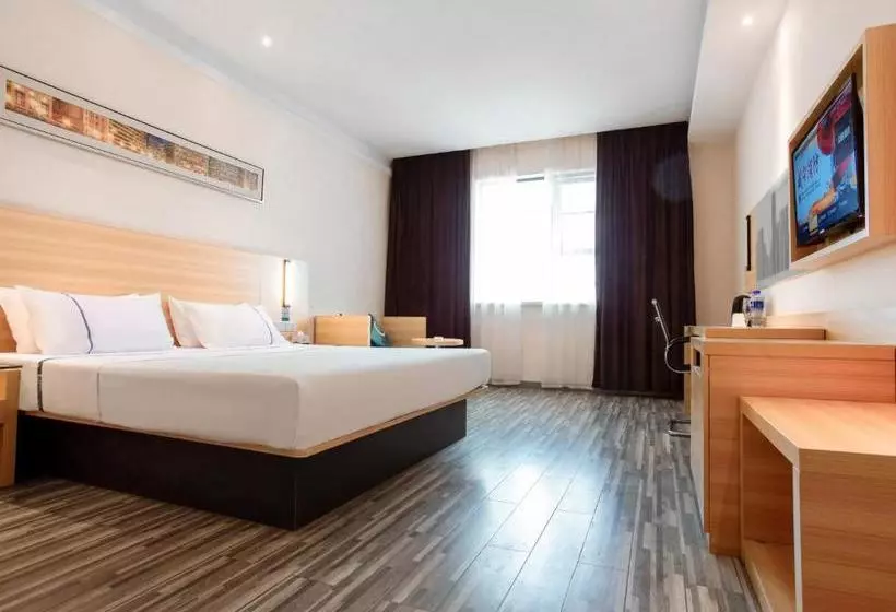 Hotelli City Comfort Inn Xianning Chengji South Railway Station