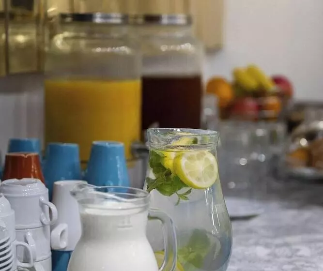 هتل Elisabeth Old Town