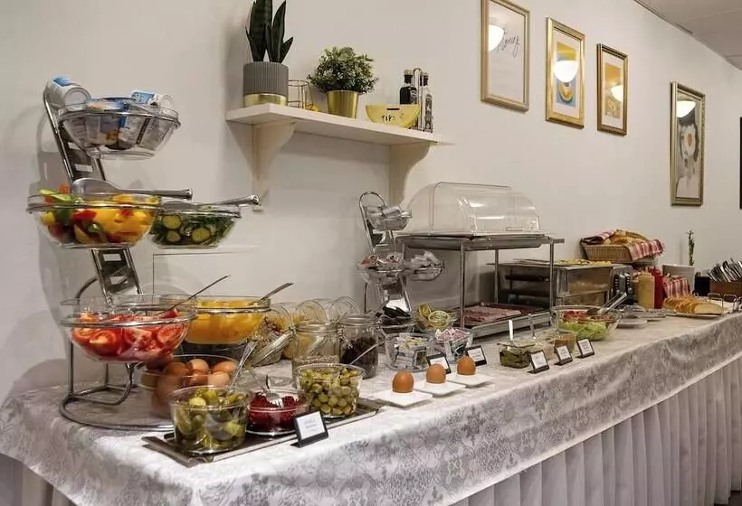 هتل Elisabeth Old Town