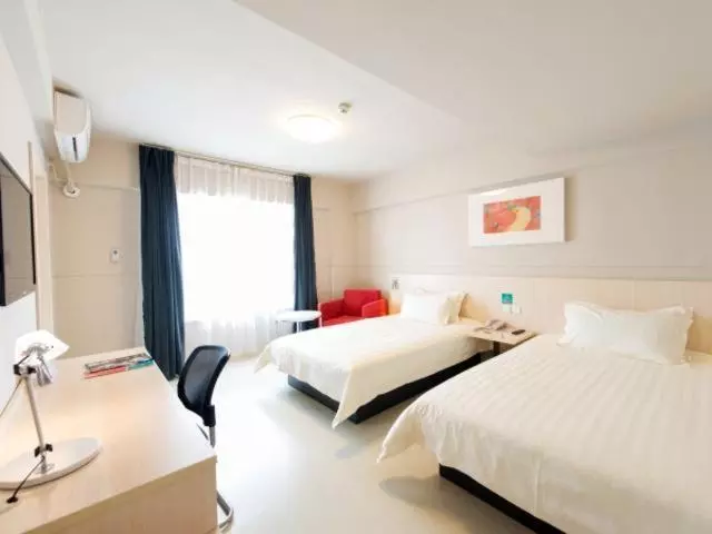 ホテル Jinjiang Inn Xianning Yinquan Avenue Hot Spring