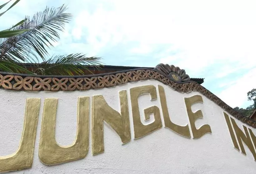 ホテル Jungle Inn Bukit Lawang