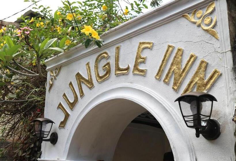فندق Jungle Inn Bukit Lawang