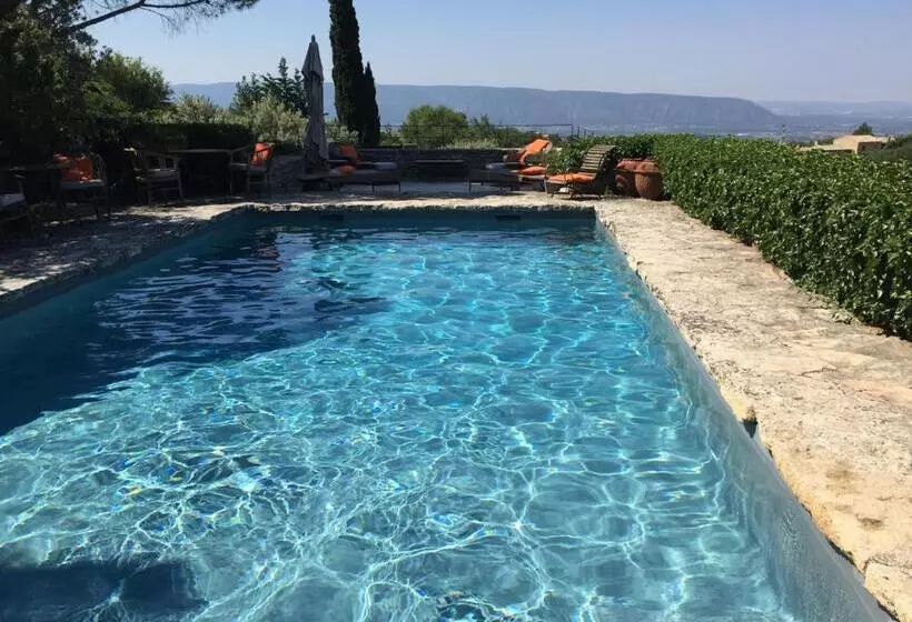 ホテル La Borie En Provence