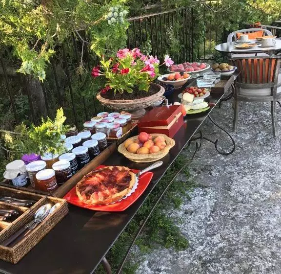 ホテル La Borie En Provence