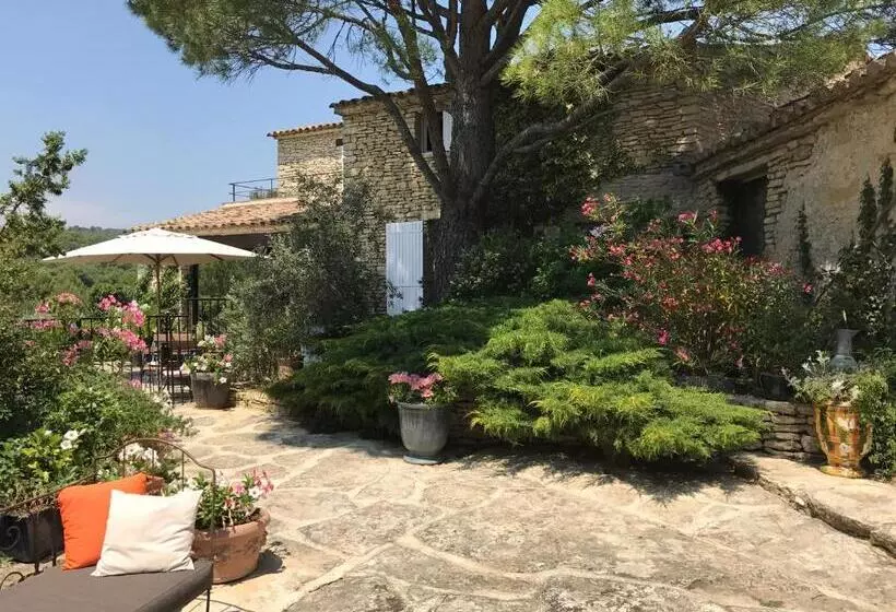 ホテル La Borie En Provence