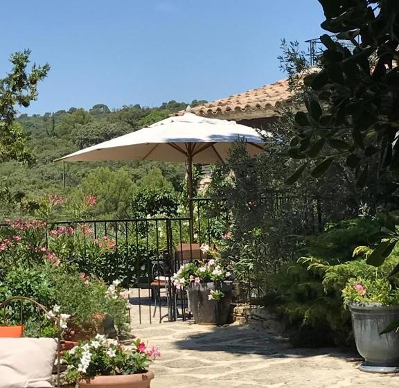 هتل La Borie En Provence