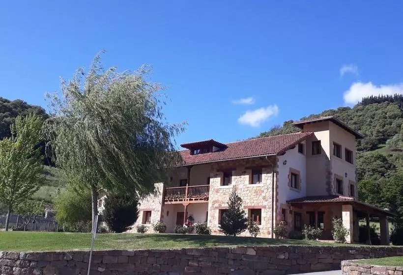 Hotelli Posada El Hoyal