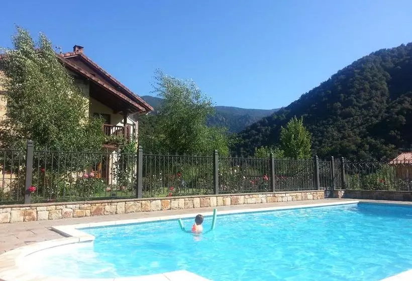 Hotelli Posada El Hoyal