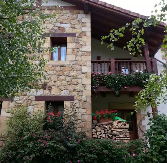 Hotelli Posada El Hoyal