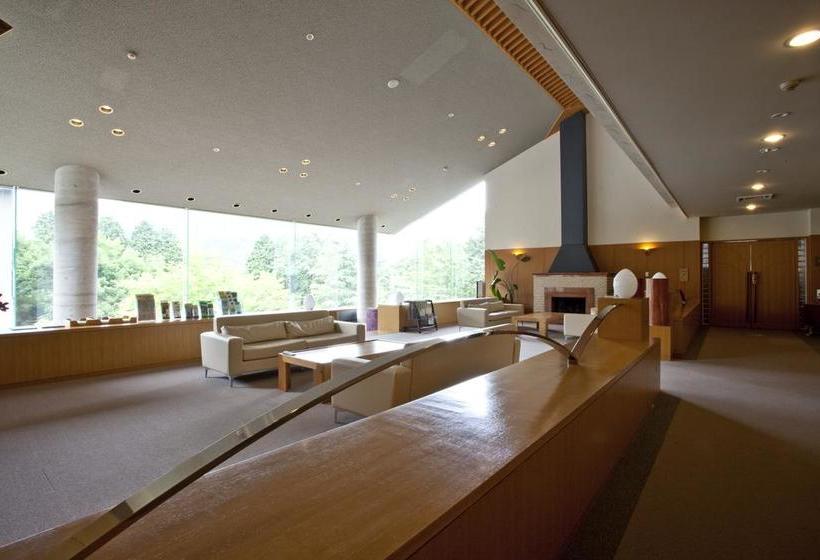 בית מלון כפרי Shiki Resort Forest Hakone