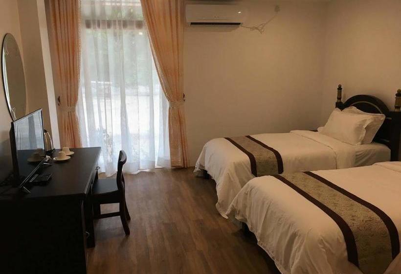 Coconut Island Resort