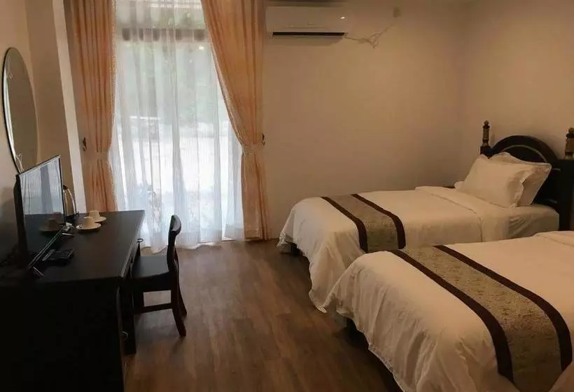Coconut Island Resort