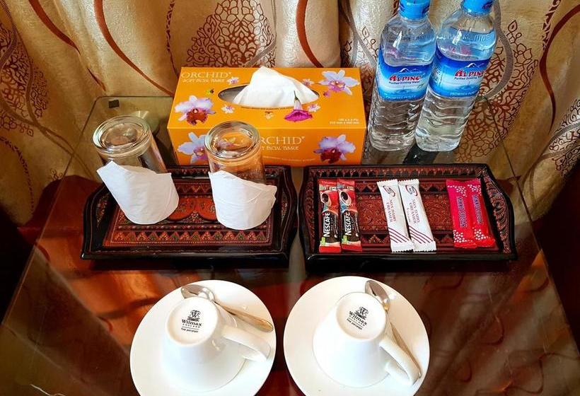 Coconut Island Resort