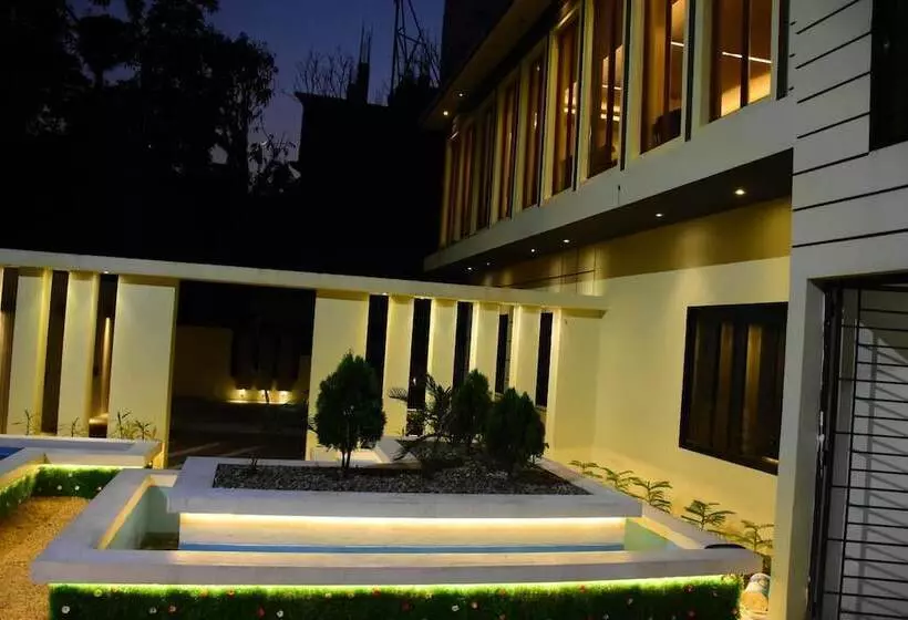 هتل Bottomhill Palace