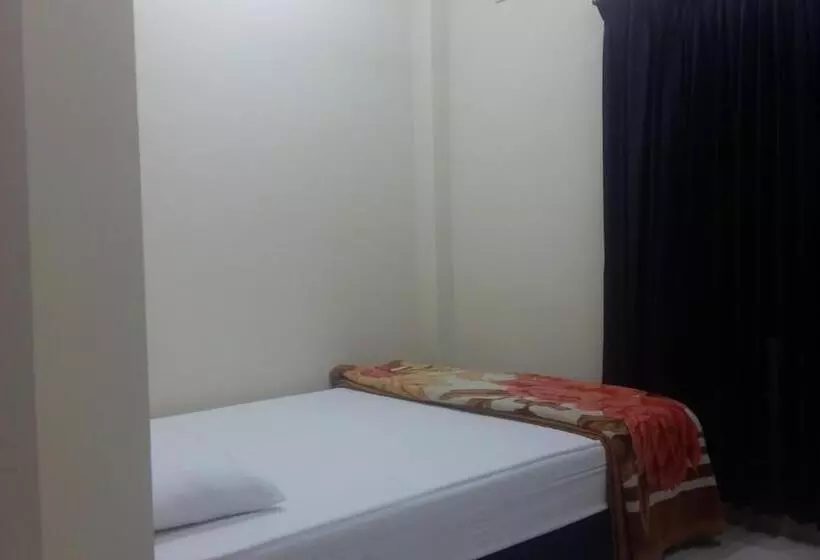 هتل Bottomhill Palace